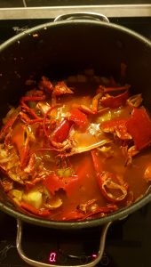 Hummersuppe med vann lage kraft